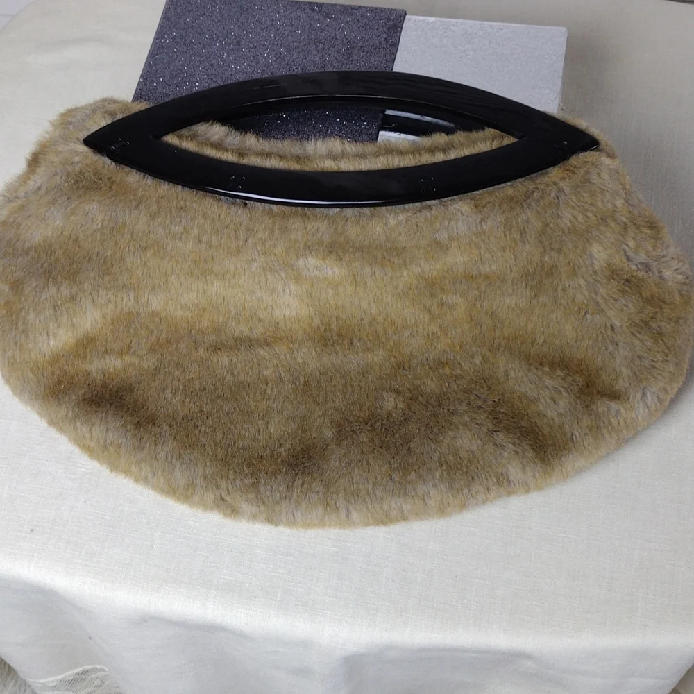 Shiraleah Furry Clutch